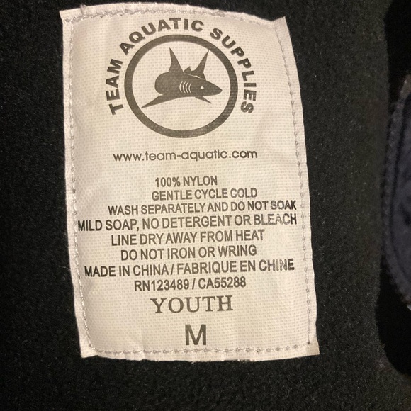 Team aquatic supplies parka. Used mildly and in a good condition. age 10-12. M - Picture 3 of 3